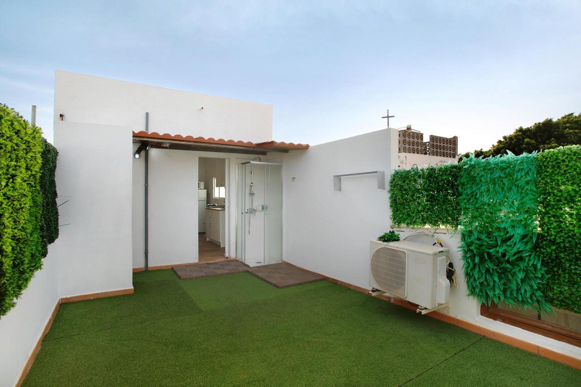 Casa Plaza San Nicolas De Bari Sardina Exterior photo